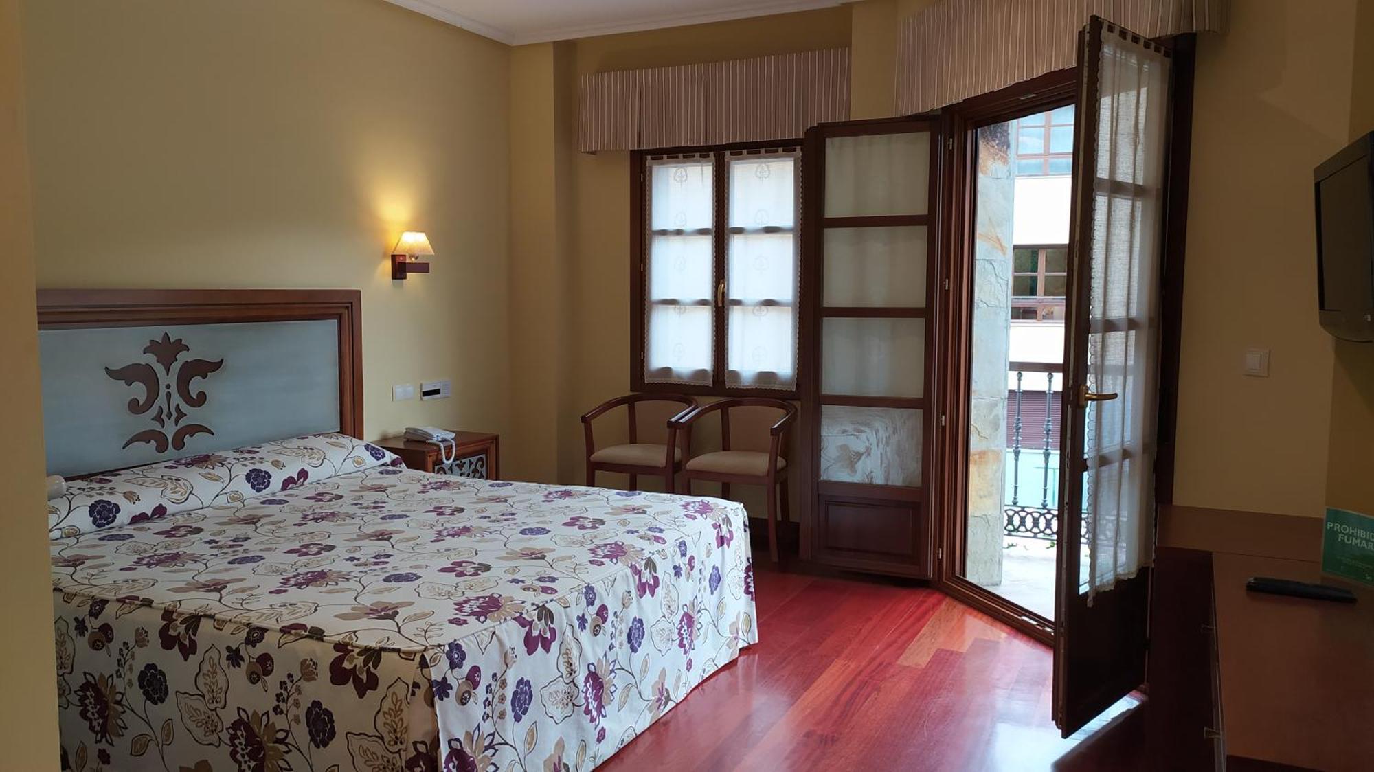 Hotel Valle Las Luinas 소토데루이나 객실 사진