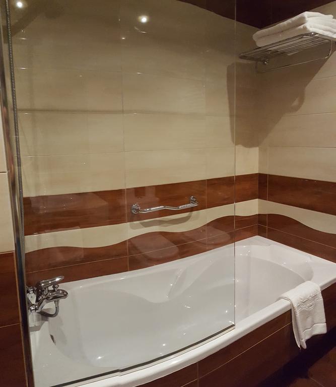 Hotel Valle Las Luinas 소토데루이나 외부 사진