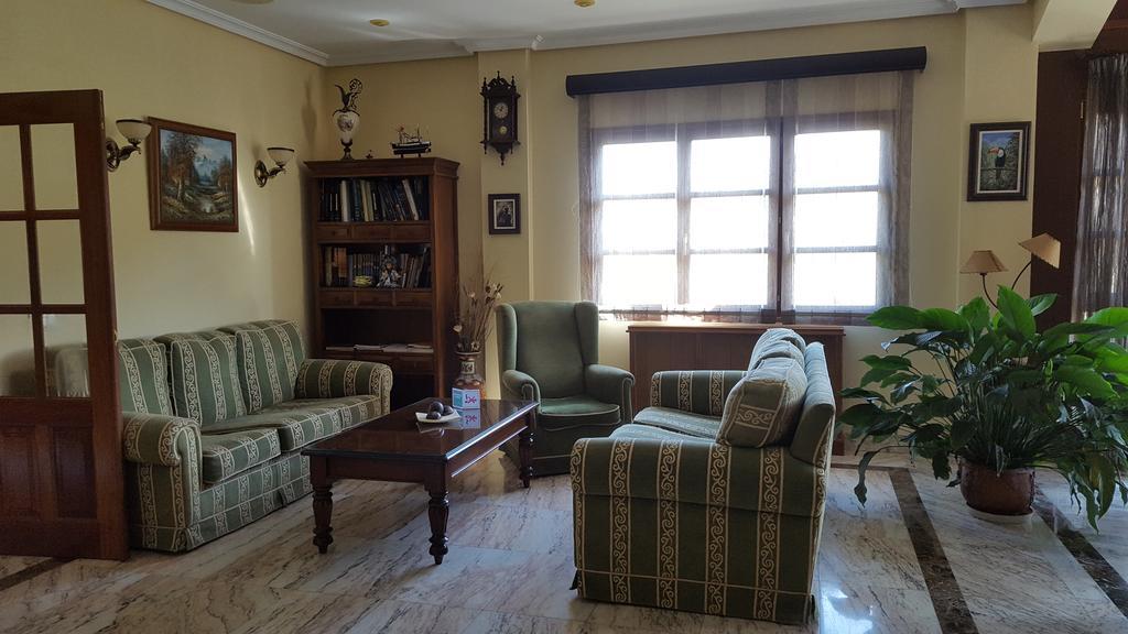 Hotel Valle Las Luinas 소토데루이나 외부 사진